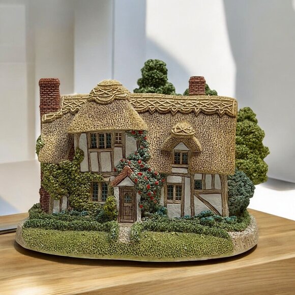 Lilliput Lane Camomile Lawn With Box from 1992 (no deed) - Picture 1 of 10